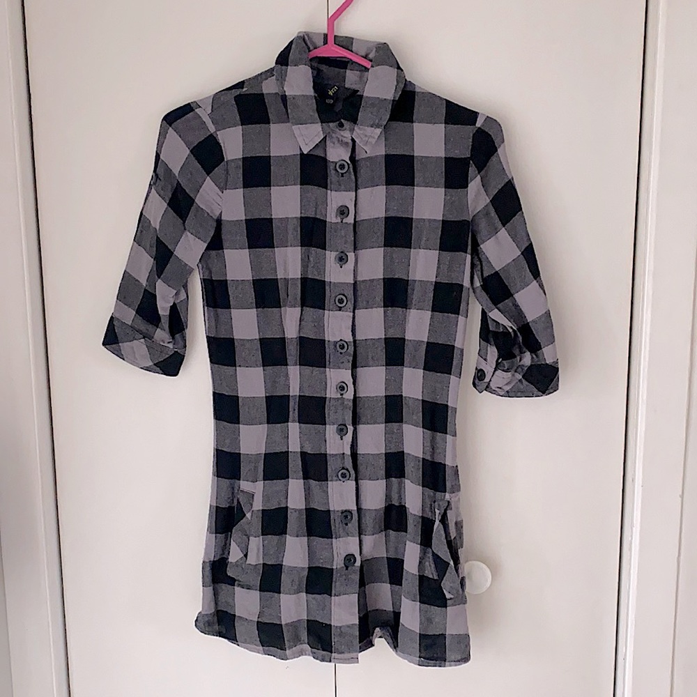 Long blouse with pockets